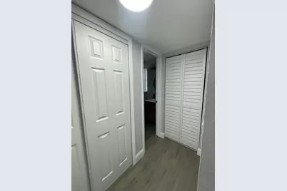 110 SE 7th Street #2, Hallandale Beach, FL 33009 - Photo 9