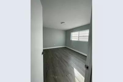 110 SE 7th Street #2, Hallandale Beach, FL 33009 - Photo 3