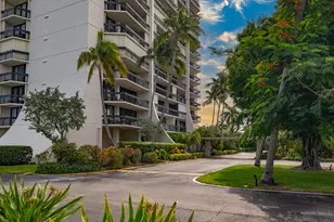 2400 Presidential Way, West Palm Beach, FL 33401 - Photo 25