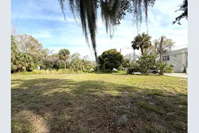 110 N 12th N Street, Fort Pierce, FL 34950 - Photo 9