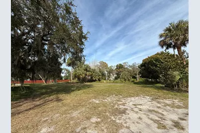 110 N 12th N Street, Fort Pierce, FL 34950 - Photo 1