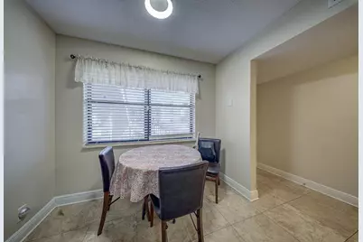 7650 Tahiti Lane #105, Lake Worth, FL 33467 - Photo 9