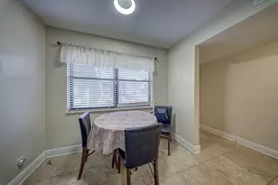 7650 Tahiti Ln, Lake Worth, FL 33467 - Photo 9