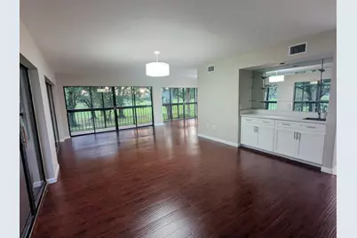 9460 Meadowood Drive #203, Fort Pierce, FL 34951 - Photo 11