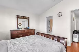 9850 NW 57th Manor, Coral Springs, FL 33076 - Photo 23