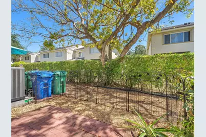 9850 NW 57th Manor, Coral Springs, FL 33076 - Photo 17