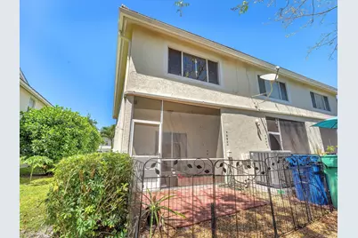 9850 NW 57th Manor, Coral Springs, FL 33076 - Photo 3