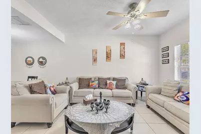 9850 NW 57th Manor, Coral Springs, FL 33076 - Photo 7