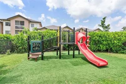 9850 NW 57th Manor, Coral Springs, FL 33076 - Photo 35