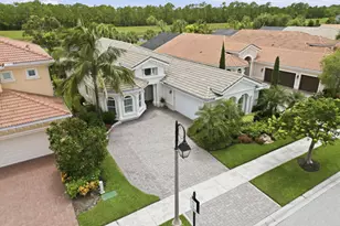 260 Carina Dr, Jupiter, FL 33478 - Photo 5