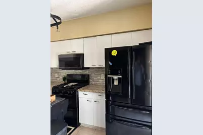 11050 Conch Court, Tamarac, FL 33321 - Photo 9