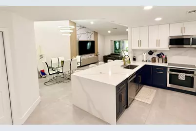 4929 W Lakes Drive, Deerfield Beach, FL 33442 - Photo 5