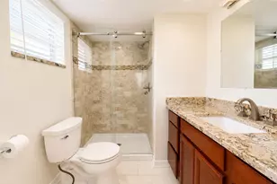 2951 E Sunrise Lakes, Sunrise, FL 33322 - Photo 9