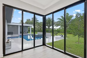 8795 Valencia Ct, Parkland, FL 33067 - Photo 29