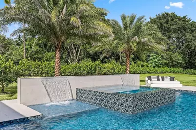 8795 Valencia Court, Parkland, FL 33067 - Photo 5