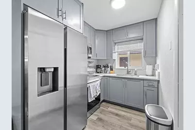 1208 NE 5th Avenue #Unit 3, Fort Lauderdale, FL 33304 - Photo 3