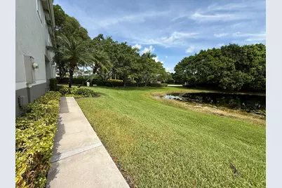 3660 San Simeon Circle, Weston, FL 33331 - Photo 3