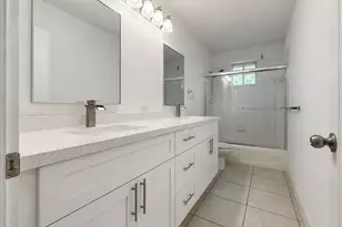 3660 San Simeon Cir, Weston, FL 33331 - Photo 9