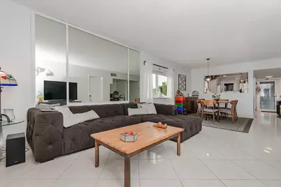 320 S Surf Road #206, Hollywood, FL 33019 - Photo 11