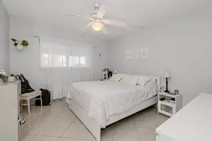 320 S Surf Rd, Hollywood, FL 33019 - Photo 21