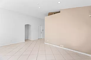 15250 SW 49th Ct, Davie, FL 33331 - Photo 7