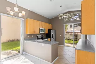 15250 SW 49th Ct, Davie, FL 33331 - Photo 13