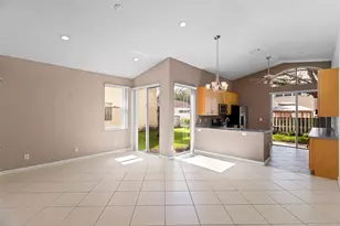15250 SW 49th Ct, Davie, FL 33331 - Photo 5