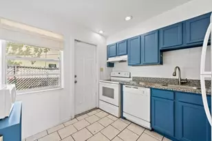 1127 NE 5th Ave, Fort Lauderdale, FL 33304 - Photo 3