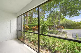 2753 S Oakland Forest Dr, Oakland Park, FL 33309 - Photo 25