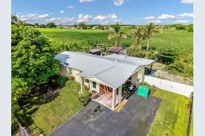 1048 Whitaker Road, Belle Glade, FL 33430 - Photo 3
