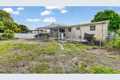 1048 Whitaker Road, Belle Glade, FL 33430 - Photo 23