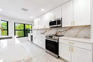 21669 Town Pl Dr, Boca Raton, FL 33433 - Photo 5