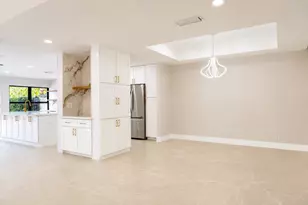 21669 Town Pl Dr, Boca Raton, FL 33433 - Photo 7
