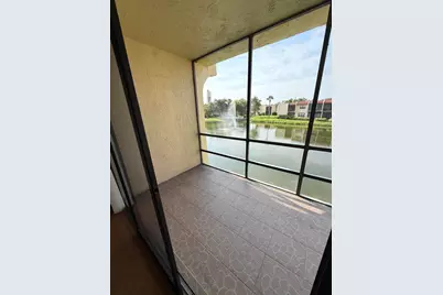 2050 Oleander Avenue #6-202, Fort Pierce, FL 34950 - Photo 5