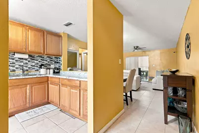 2232 SW 81st Avenue, Miramar, FL 33025 - Photo 5