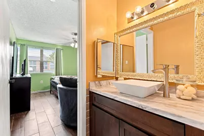 2232 SW 81st Avenue, Miramar, FL 33025 - Photo 15