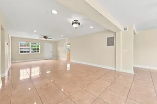 1100 7th St, Lake Park, FL 33403 - Photo 13
