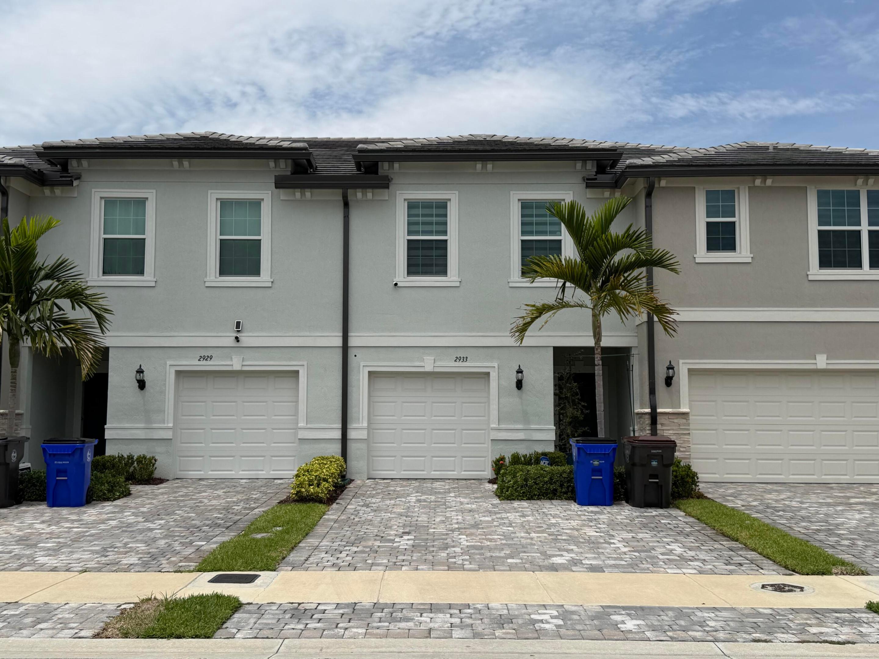 2933 Olivia Ave - 2933 Olivia Ave, Lauderdale Lakes, FL 33311 Luxury Property | Jose Angel Pina