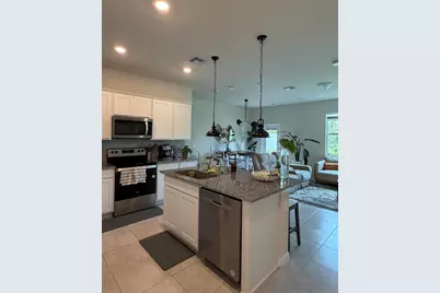 2933 Olivia Avenue, Lauderdale Lakes, FL 33311 - Photo 7