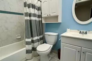 10429 E Clairmont Cir, Tamarac, FL 33321 - Photo 7