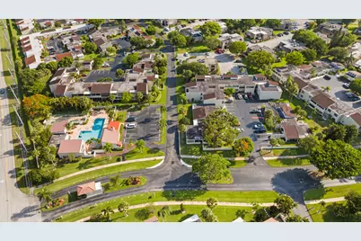 2540 Boundbrook Boulevard #110, Palm Springs, FL 33406 - Photo 11