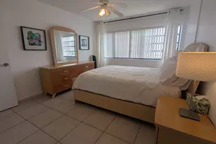 220 Kings Point Dr, Sunny Isles Beach, FL 33160 - Photo 11