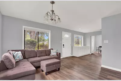 2008 Avenue N, Fort Pierce, FL 34950 - Photo 3