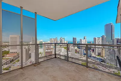 350 S Miami Avenue #3711, Miami, FL 33130 - Photo 9