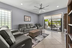 7213 Sandgrace Ln, Lake Worth, FL 33463 - Photo 5
