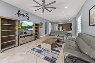 7213 Sandgrace Ln, Lake Worth, FL 33463 - Photo 7
