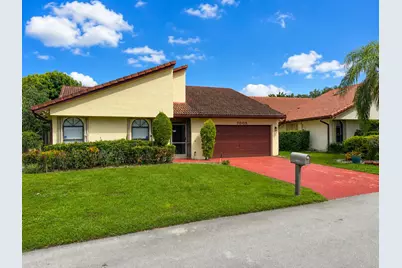 7003 Golf Pointe Circle, Tamarac, FL 33321 - Photo 51