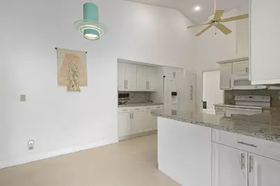7003 Golf Pointe Circle, Tamarac, FL 33321 - Photo 13