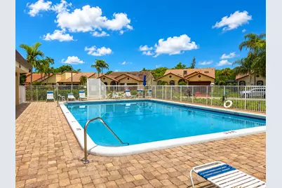 7003 Golf Pointe Circle, Tamarac, FL 33321 - Photo 49