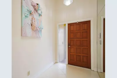 7003 Golf Pointe Circle, Tamarac, FL 33321 - Photo 5